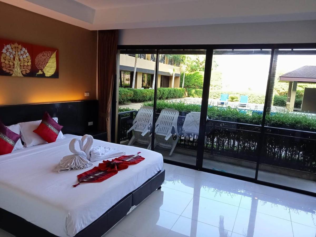 Naiyang Beach Hotel Sha Plus Phuket Εξωτερικό φωτογραφία