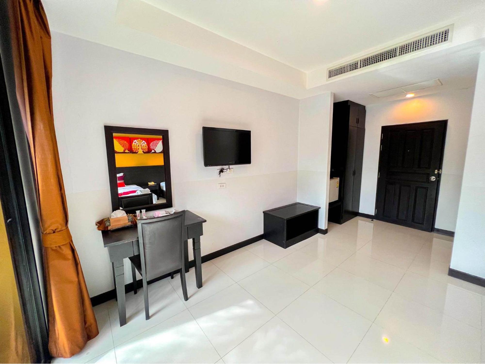 Naiyang Beach Hotel Sha Plus Phuket Εξωτερικό φωτογραφία