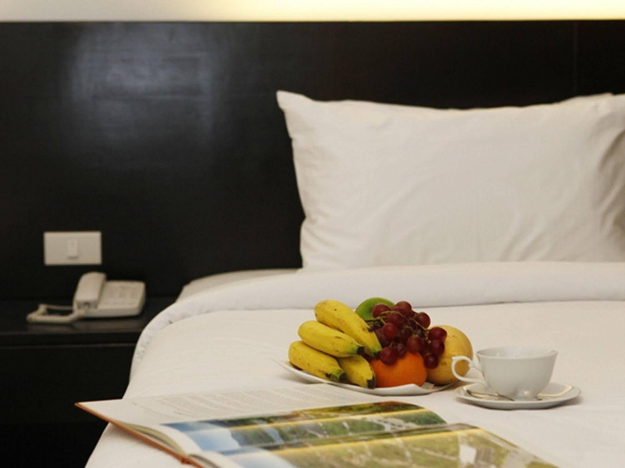Naiyang Beach Hotel Sha Plus Phuket Εξωτερικό φωτογραφία